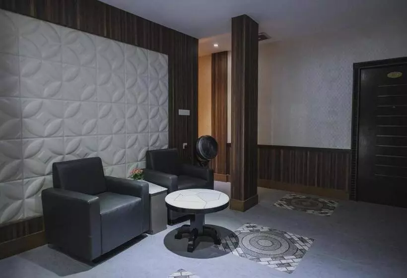 ペンション Reddoorz Plus Near Pantai Coastarina 2 Batam