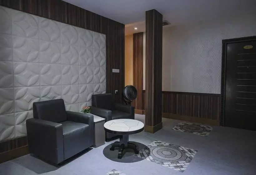 ペンション Reddoorz Plus Near Pantai Coastarina 2 Batam