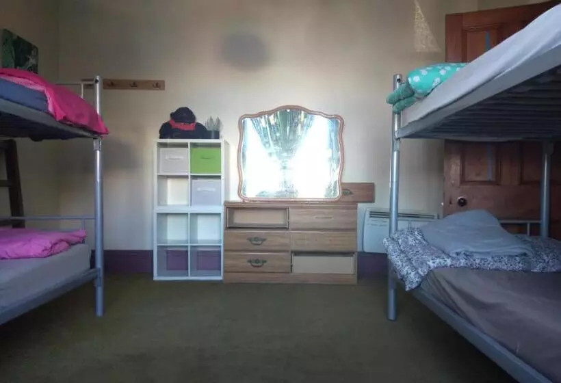 هاستل Jack's Backpackers