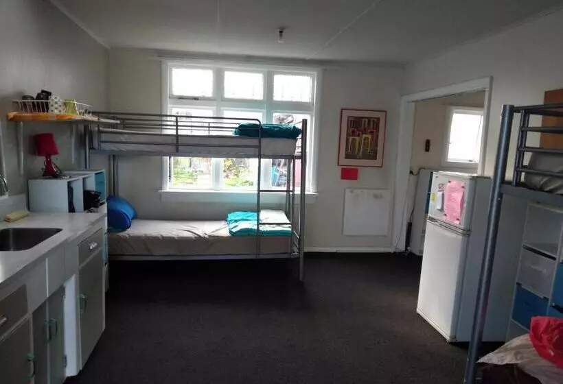 هاستل Jack's Backpackers