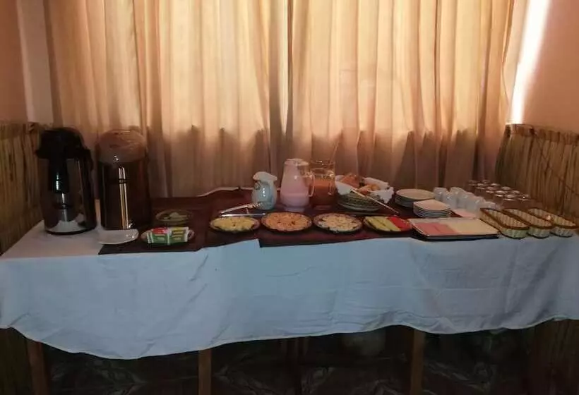 هاستل Maywa Inn