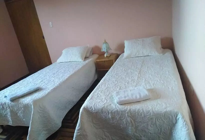 هاستل Maywa Inn