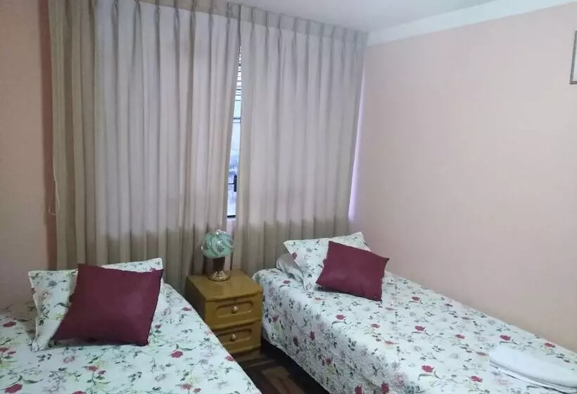 هاستل Maywa Inn