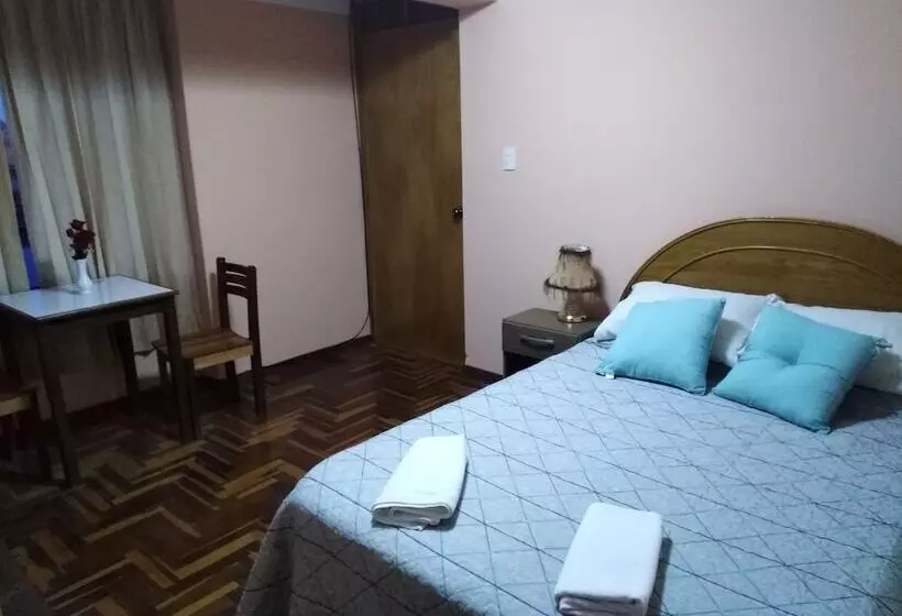 هاستل Maywa Inn