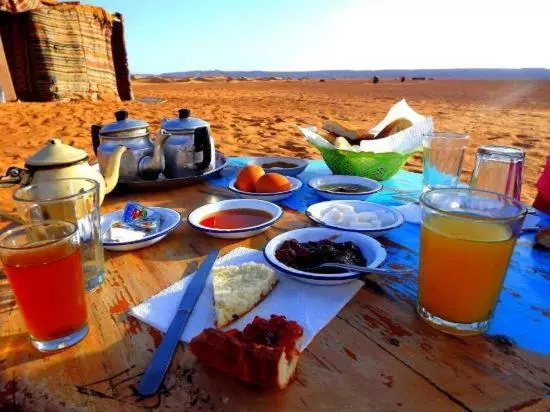 Aamiaismajoitus (B&B) Erg Chegaga Nomad Tour