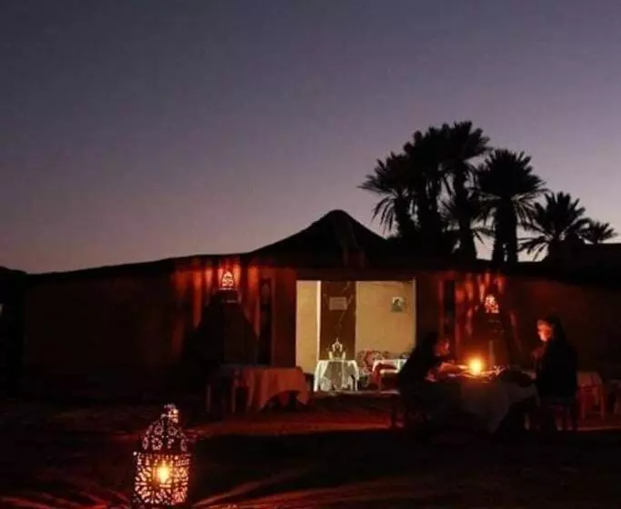 Aamiaismajoitus (B&B) Erg Chegaga Nomad Tour