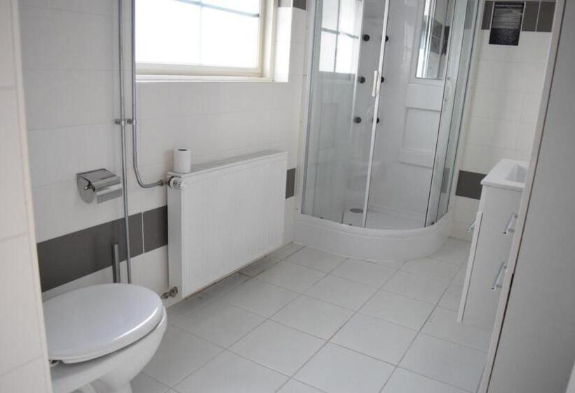 בית מלון כפרי Groepsboerderij 20 Pers