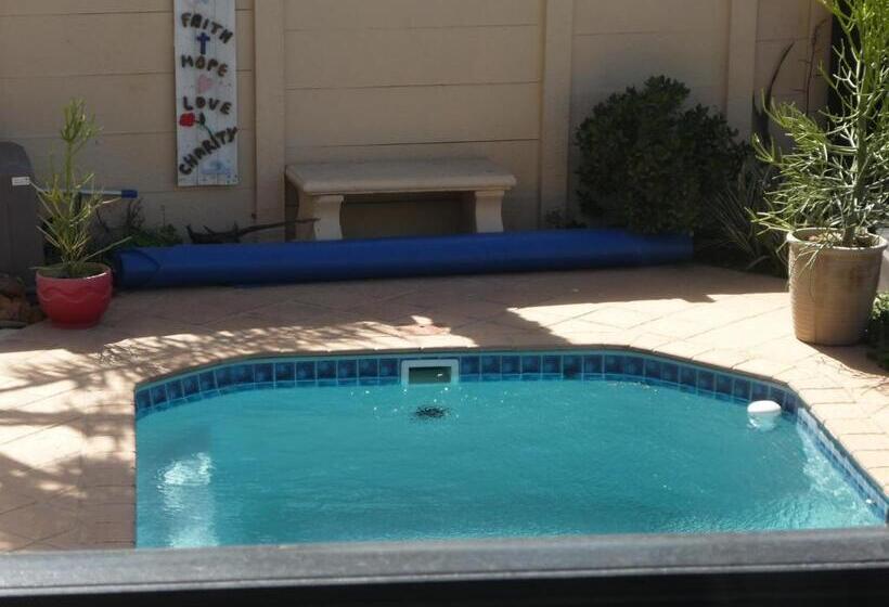 פנסיון A1bay View Collection Cottage & Apartment Sea Facing