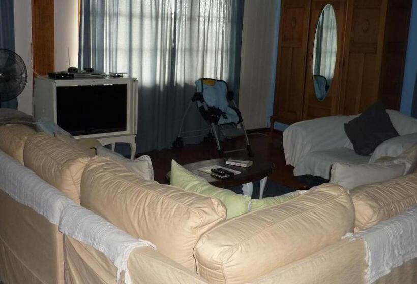 פנסיון A1bay View Collection Cottage & Apartment Sea Facing