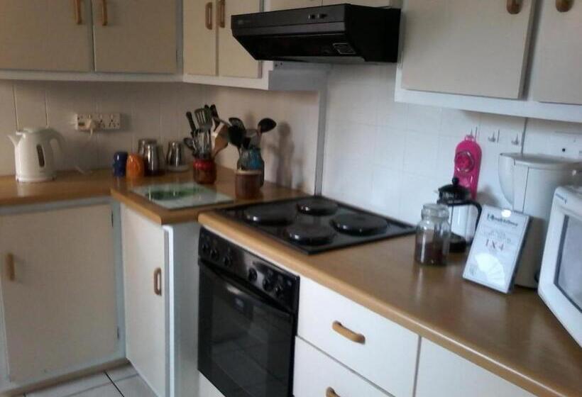 פנסיון A1bay View Collection Cottage & Apartment Sea Facing