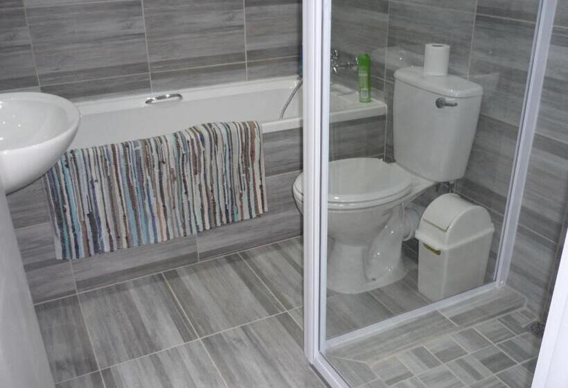 פנסיון A1bay View Collection Cottage & Apartment Sea Facing