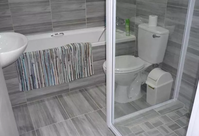 ペンション A1bay View Collection Cottage & Apartment Sea Facing