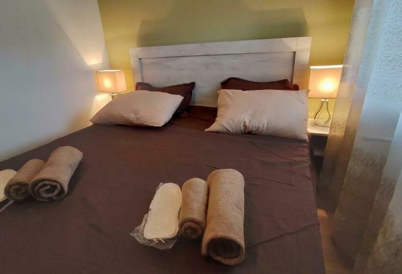 پانسیون Icity