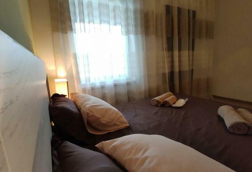 پانسیون Icity