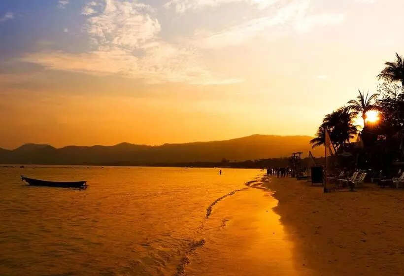 Majatalo Samui Hills