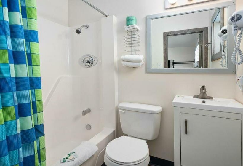 فندق صغير Beach Bum Inn