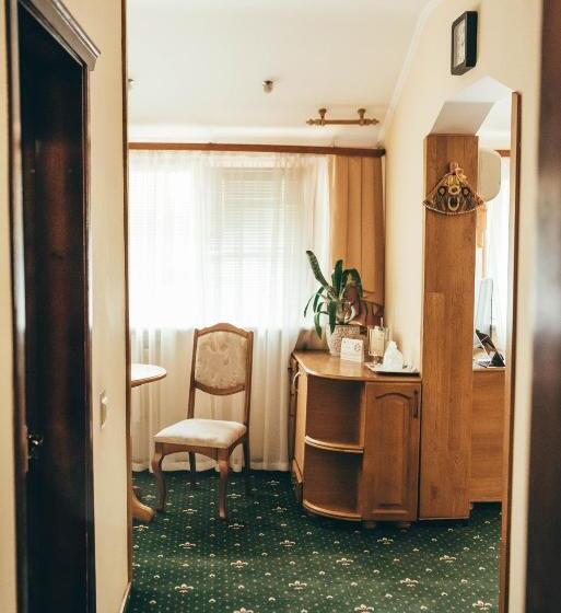 Общежитие Lyube