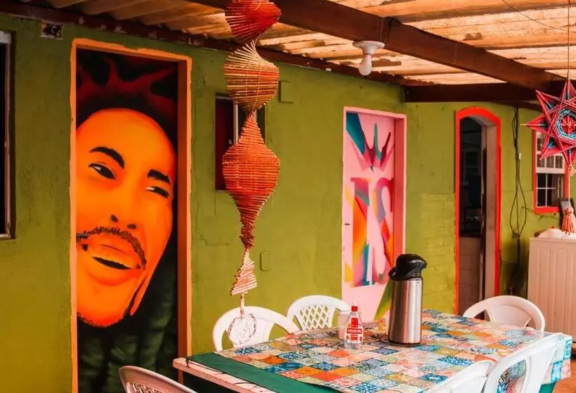 Arte & Hostel