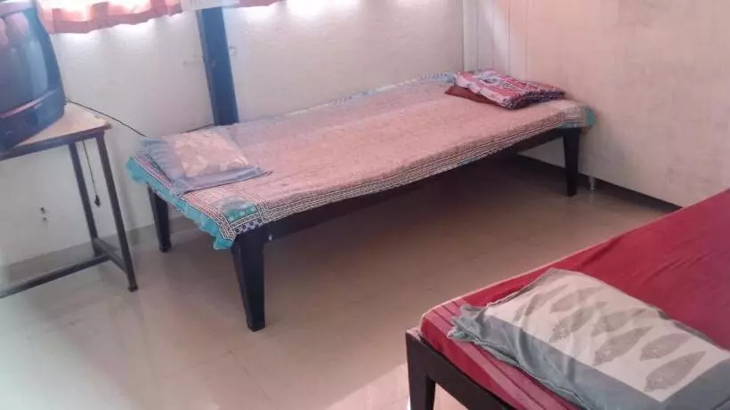 ベッドアンドブレックファースト Ahmednagar International Center