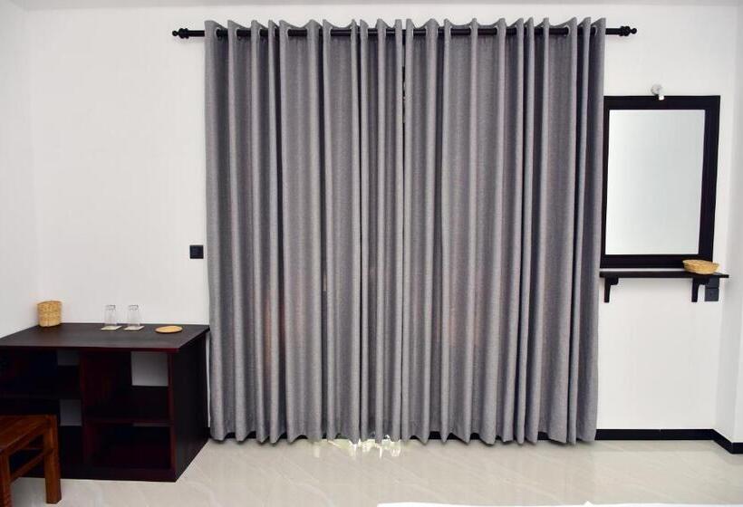 Hotel Aliya Aliya Hikkaduwa