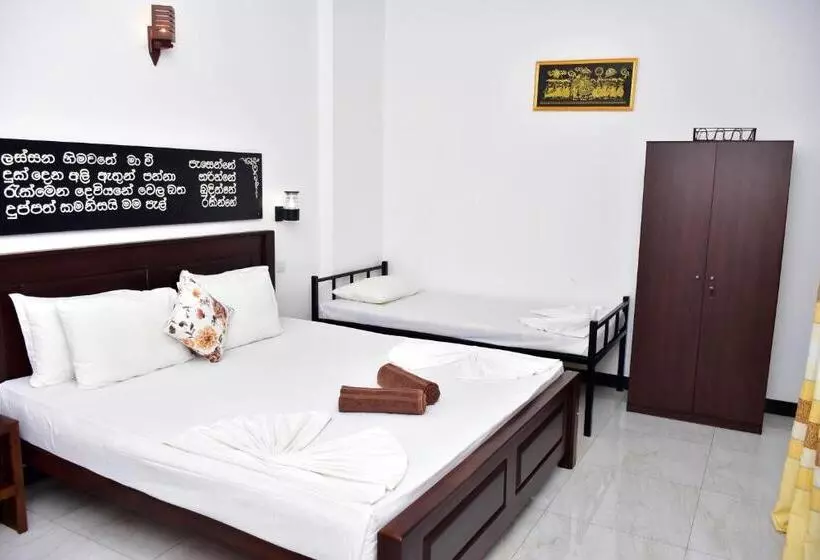 ホテル Aliya Aliya Hikkaduwa