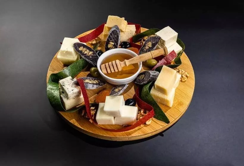 هتل Alpine Lounge Kazbegi