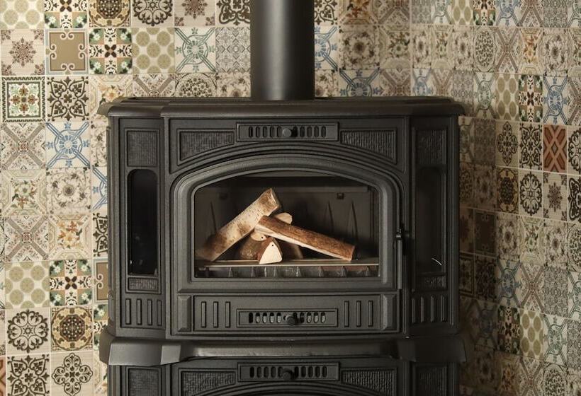 هتل Alpine Lounge Kazbegi