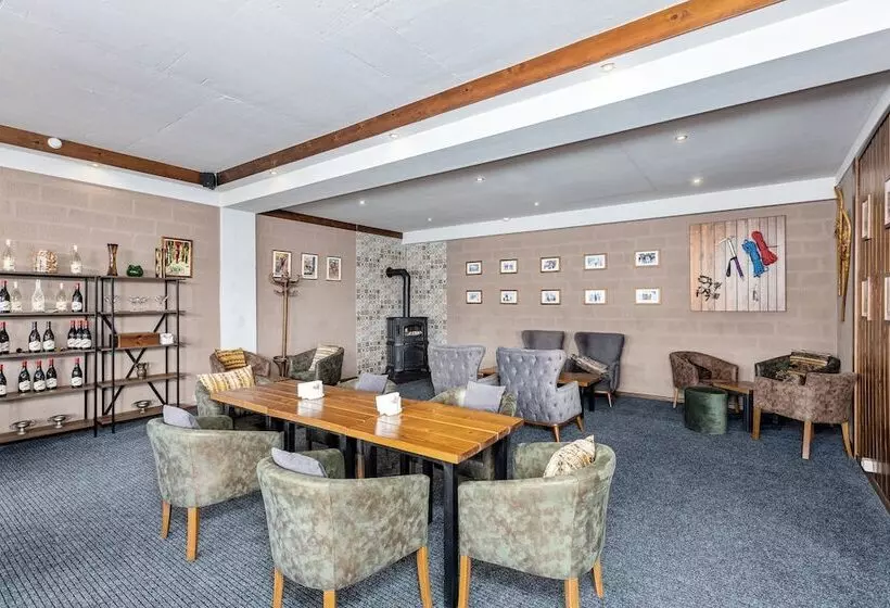 هتل Alpine Lounge Kazbegi