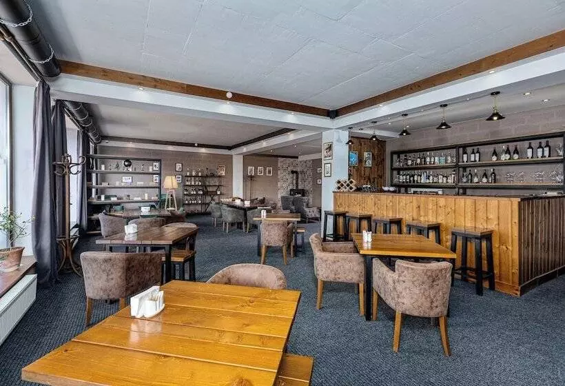 هتل Alpine Lounge Kazbegi