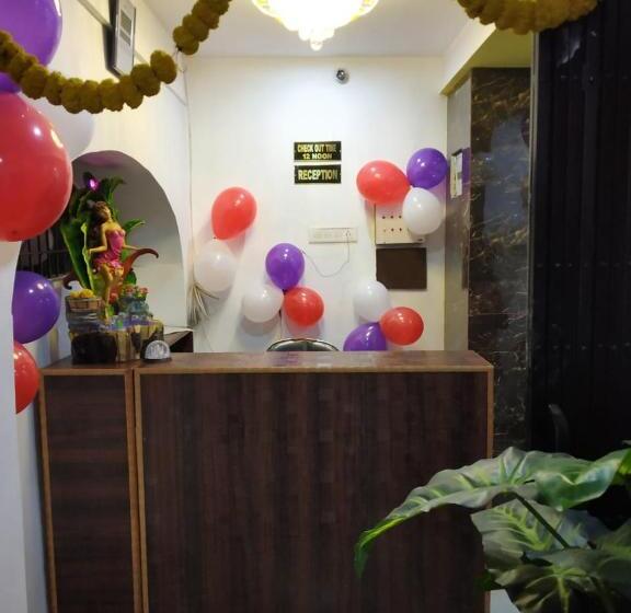 New Hotel Yatri Niwas