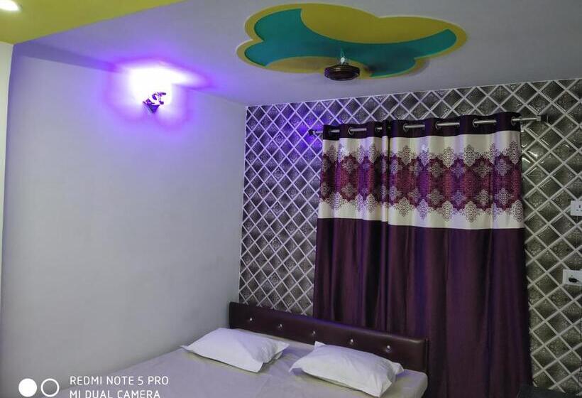 New Hotel Yatri Niwas