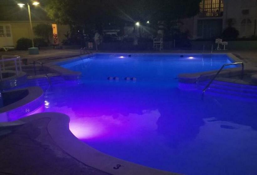 Hotel Sandcastles Holiday #c9