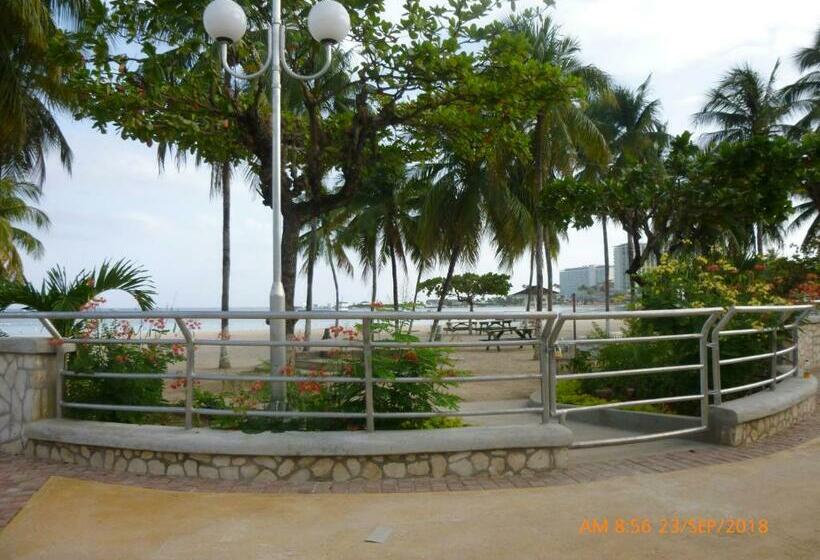 Hotel Sandcastles Holiday #c9