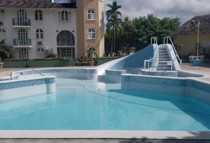 Hotel Sandcastles Holiday #c9