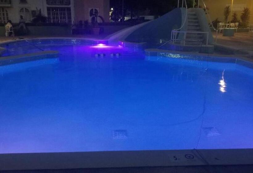 Hotel Sandcastles Holiday #c9