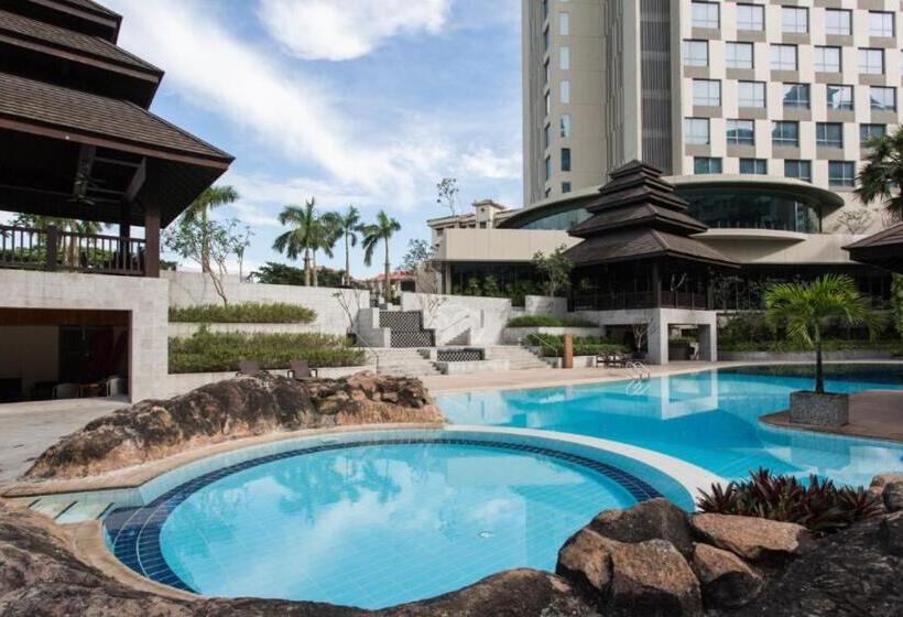 Sedona Hotel Inya Wing