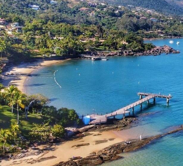 Pensão Curral Beach