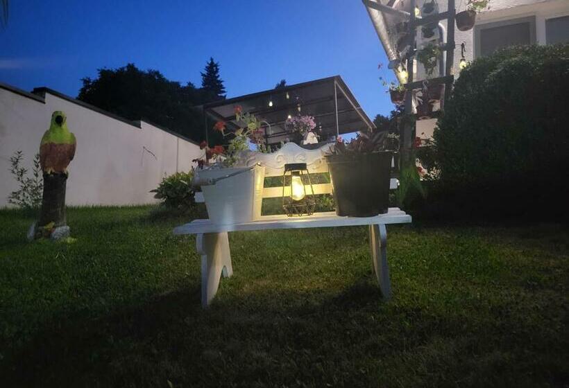 پانسیون Vila Jovana