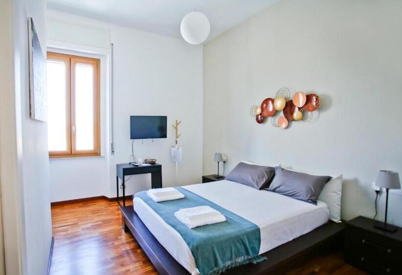 تختخواب و صبحانه Florestine Napoli