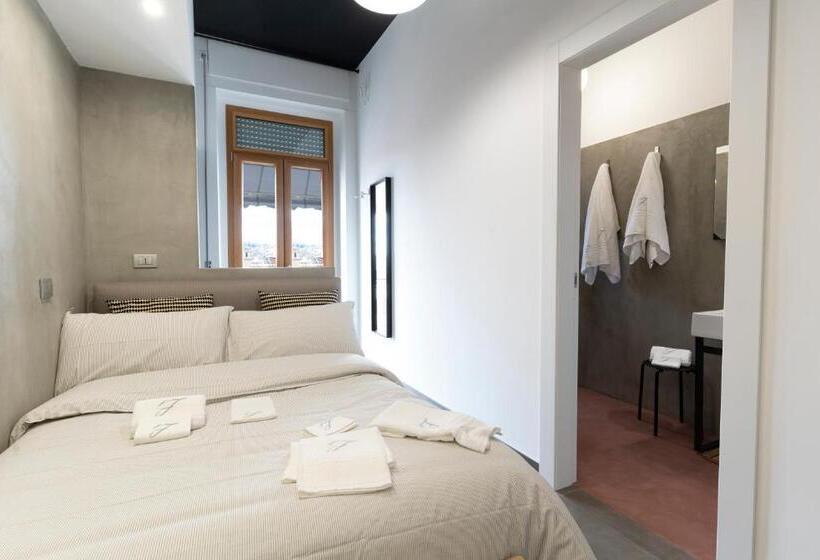 تختخواب و صبحانه Florestine Napoli