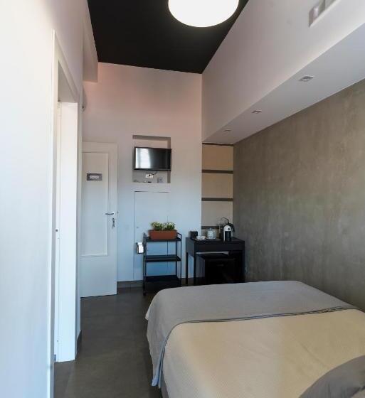 تختخواب و صبحانه Florestine Napoli