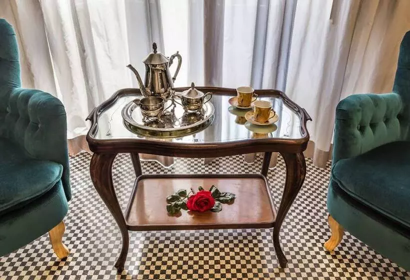 ベッドアンドブレックファースト Manzoni 46   Ospitalità Siciliana