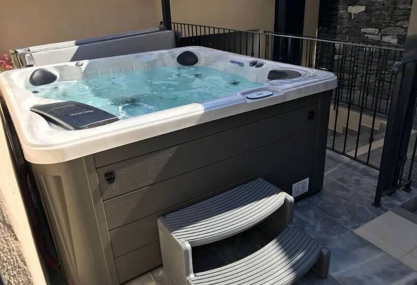 هتل Casa Di A Restonica