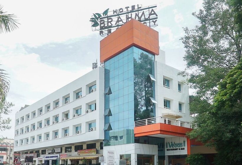 فندق Treebo Brahma Regency