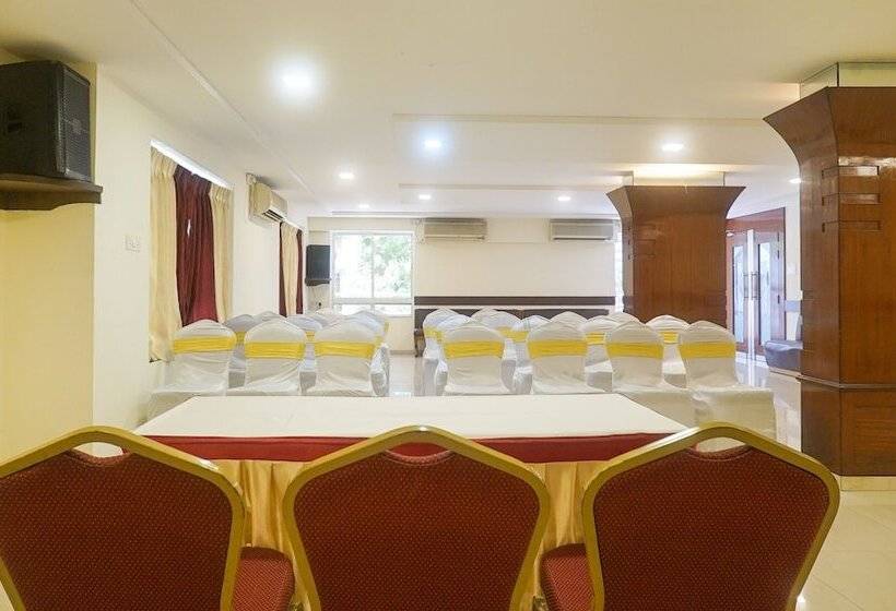 فندق Treebo Brahma Regency