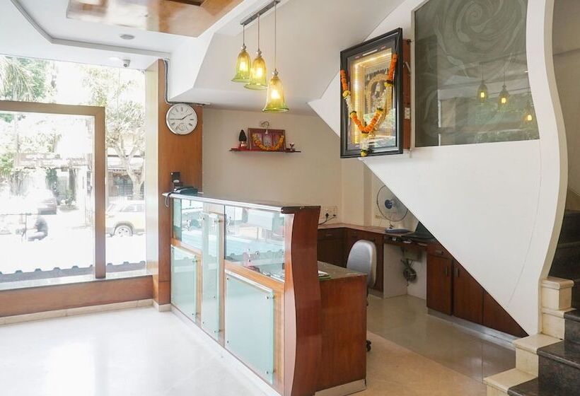 فندق Treebo Brahma Regency