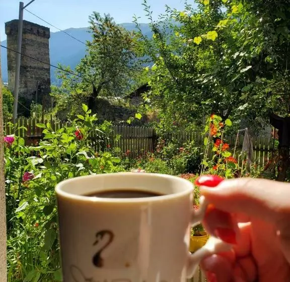 پانسیون Ailama Guesthouse
