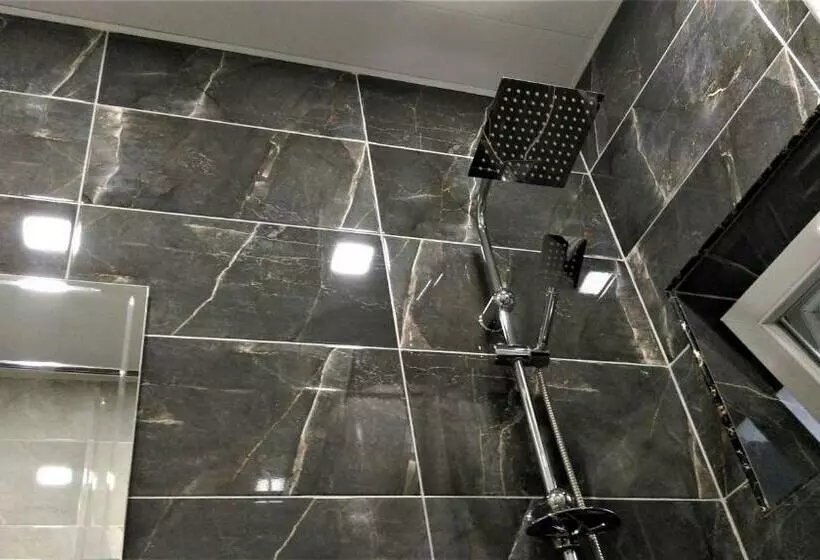 پانسیون Kazbegi Green Yard