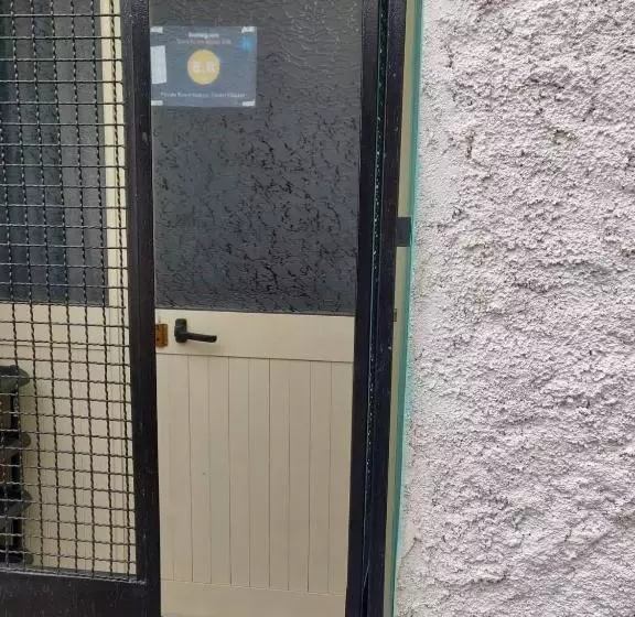 پانسیون Private Room Historic Center Elbasan