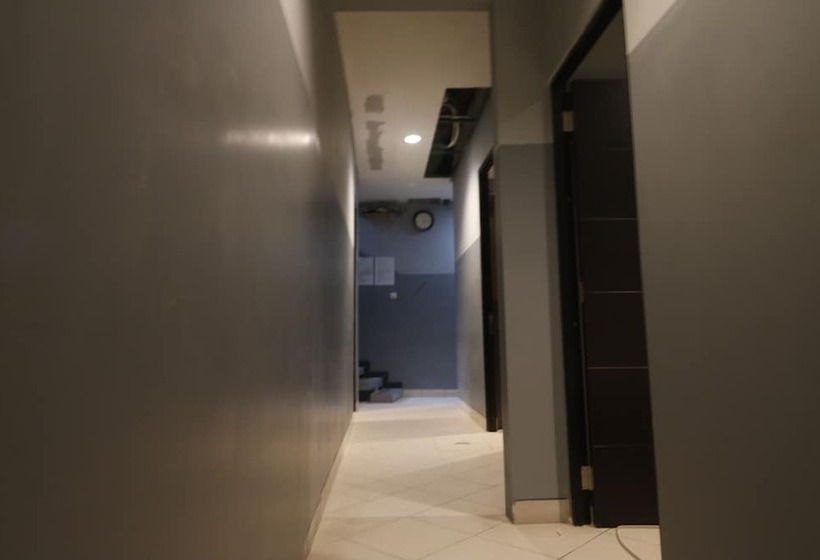 פנסיון Reddoorz Plus Near Rs Harapan Kita